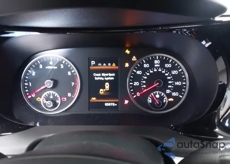 2022 Kia K5 Lxs из США, поврежденный, VIN 5XXG14J28NG105572